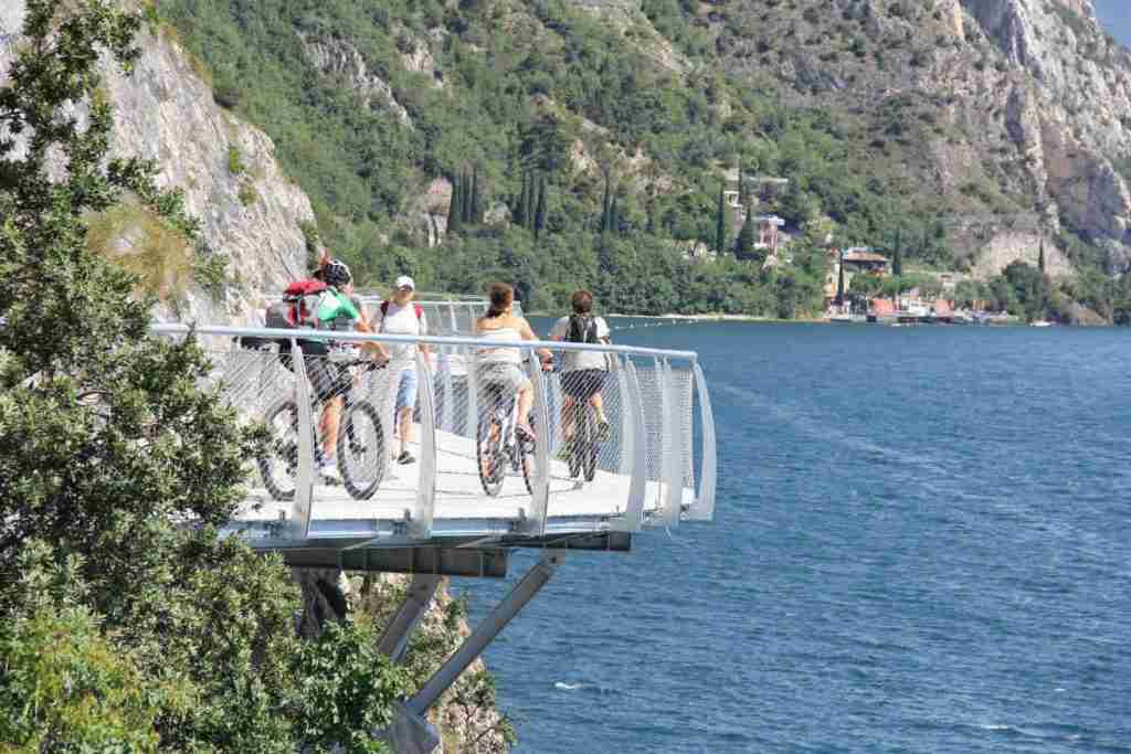 ciclabile lago di Garda